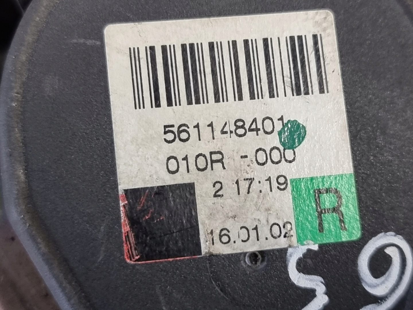 tension belt safety right front OE 561148401 BMW SERII 7 E65