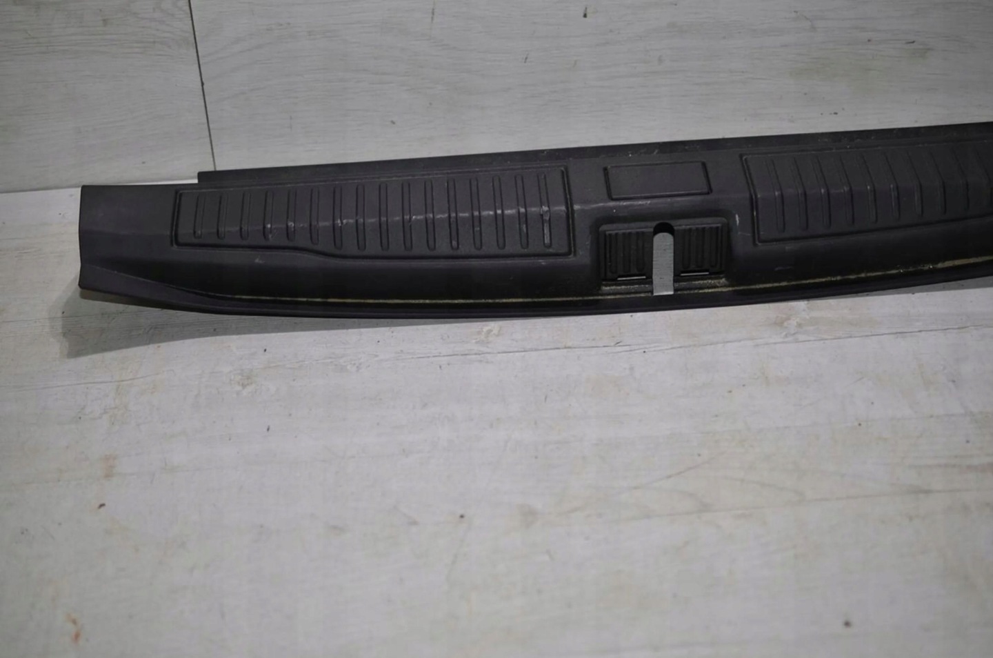 Alfa Romeo Giulia 2021 cover supports boot