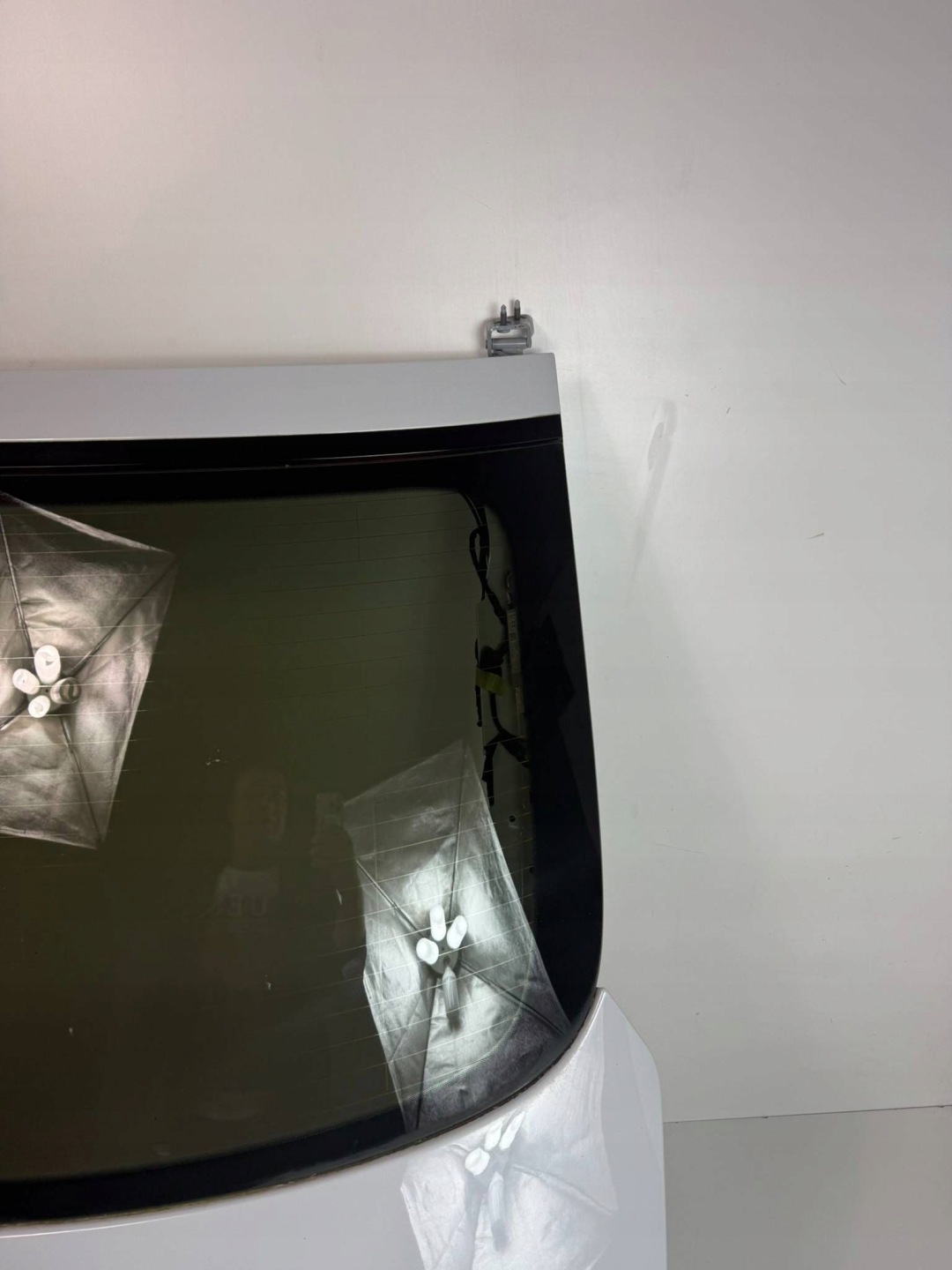 Audi A5 F5 2019 rear part boot doors / boot 8W8827025C S9R
