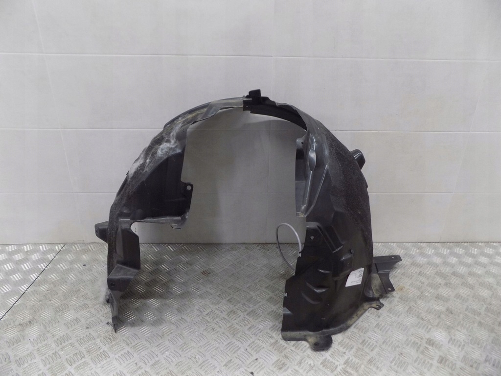 BMW i3 mudguard front right front 7368602 7368600
