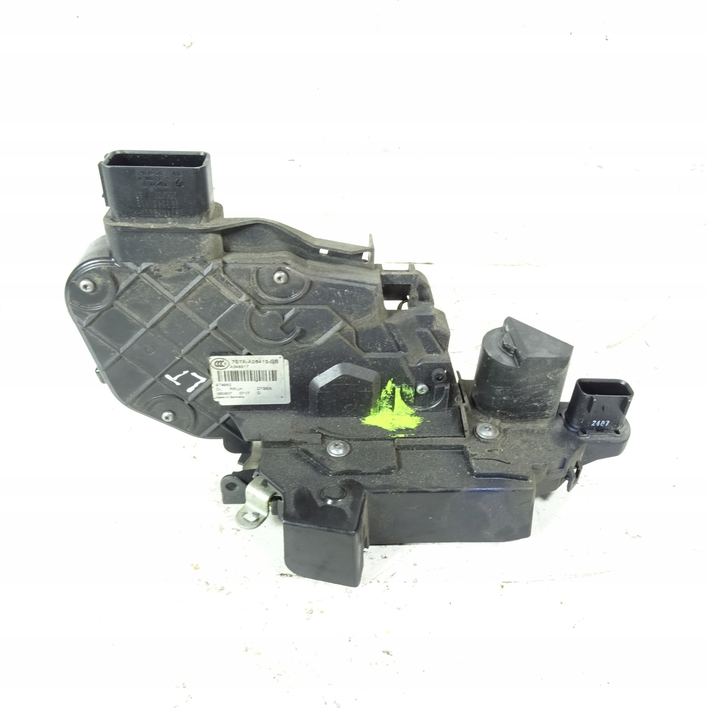 FORD MONDEO MK4 lock door left 7S7A-A26413-GB