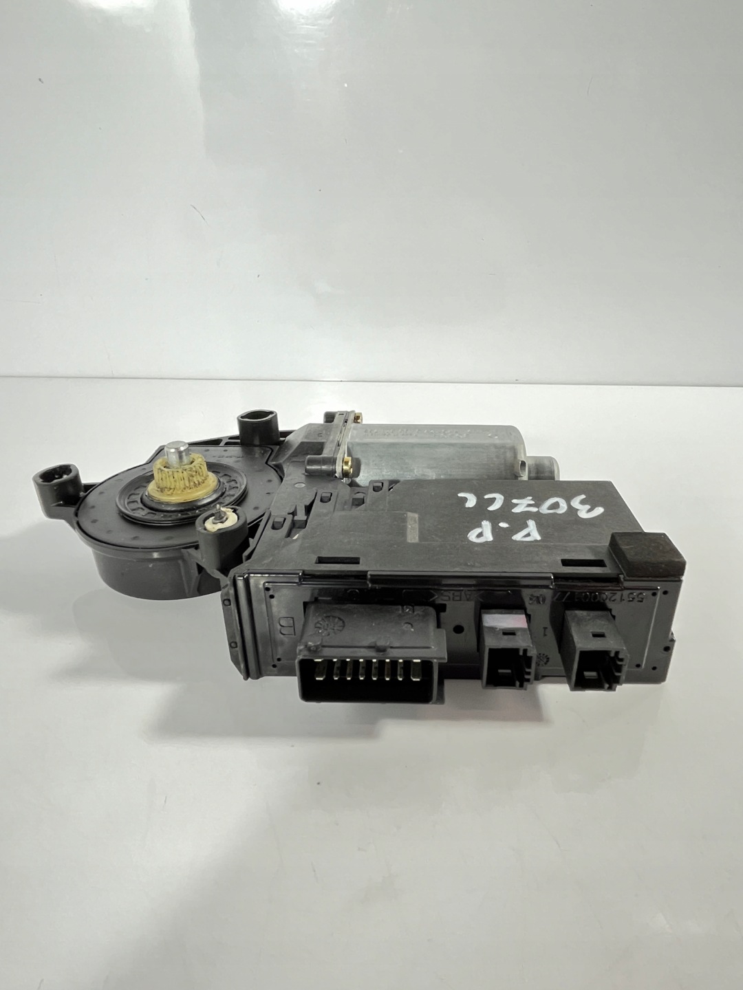 Peugeot 307 CC 03-05 mini motor windows right front OE 9651735180