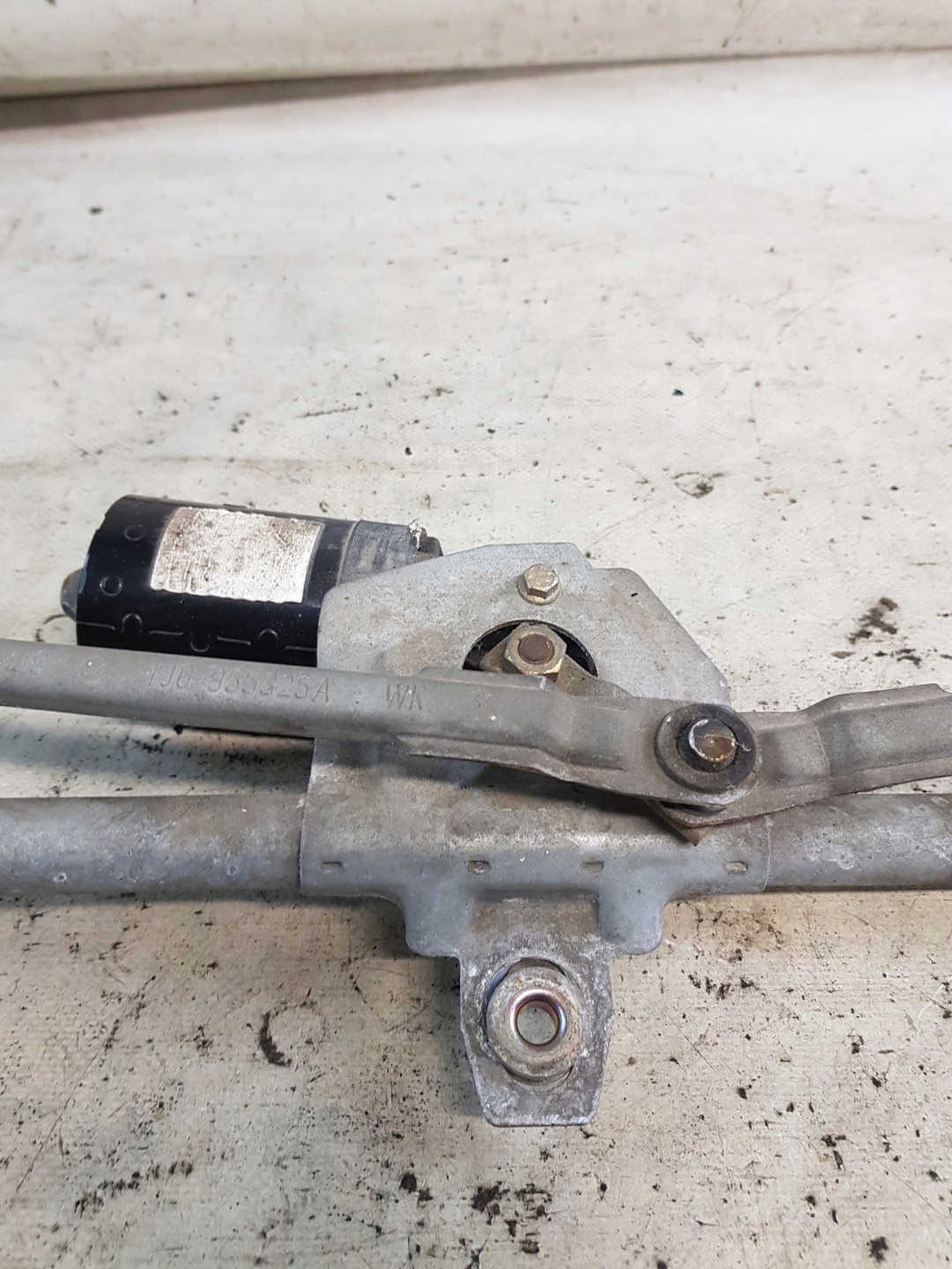 wiper mechanism front VW BORA 1J1955113A