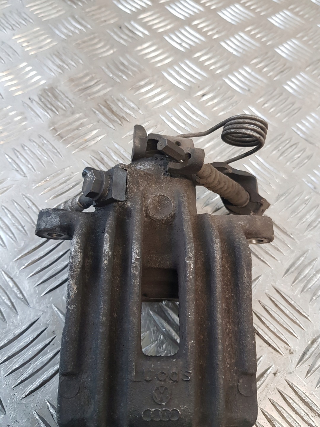 caliper brake left rear part SKODA OCTAVIA and 1.8B EU