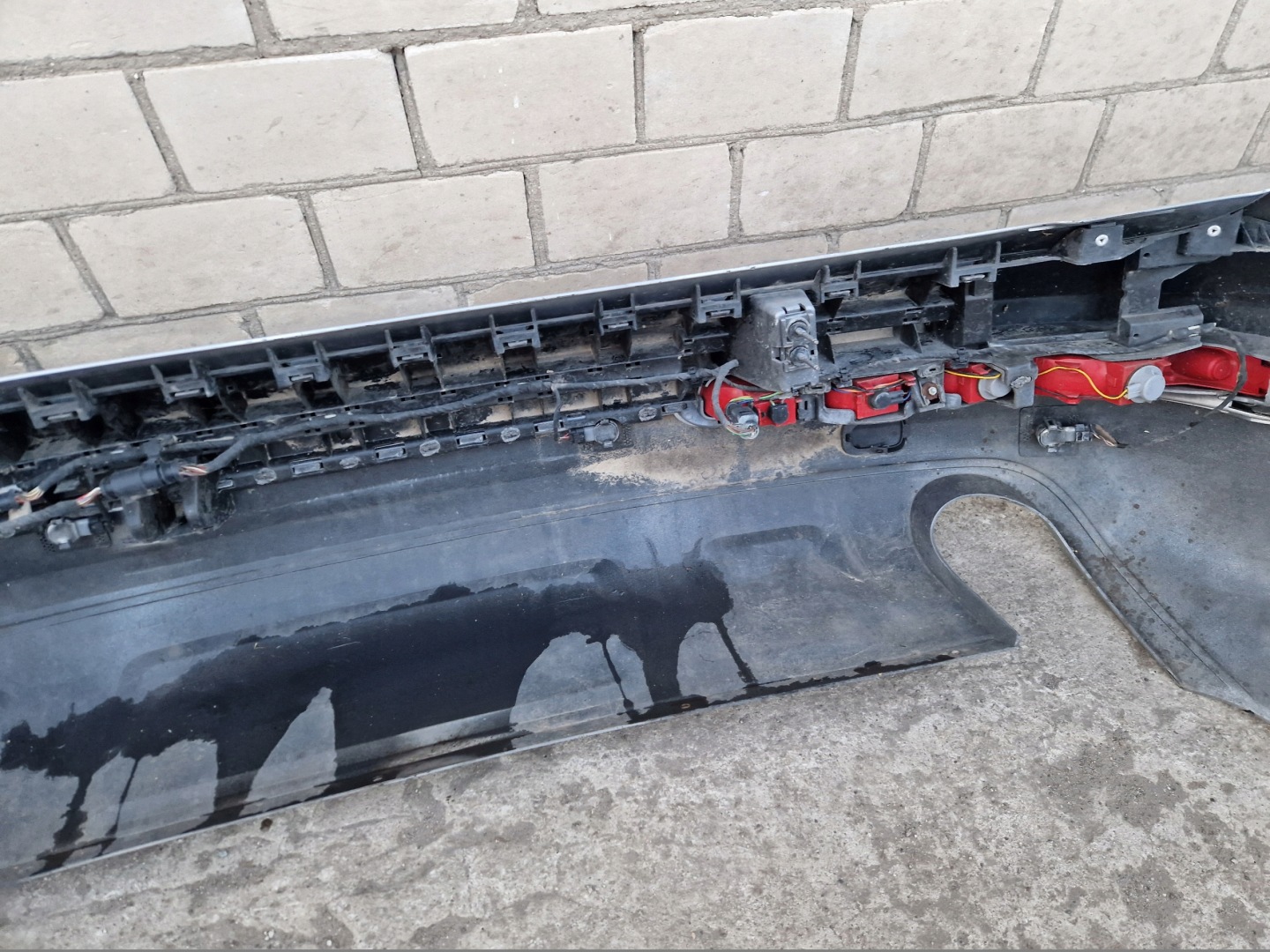 AUDI Q7 4L bumper rear part TYLNI PDC