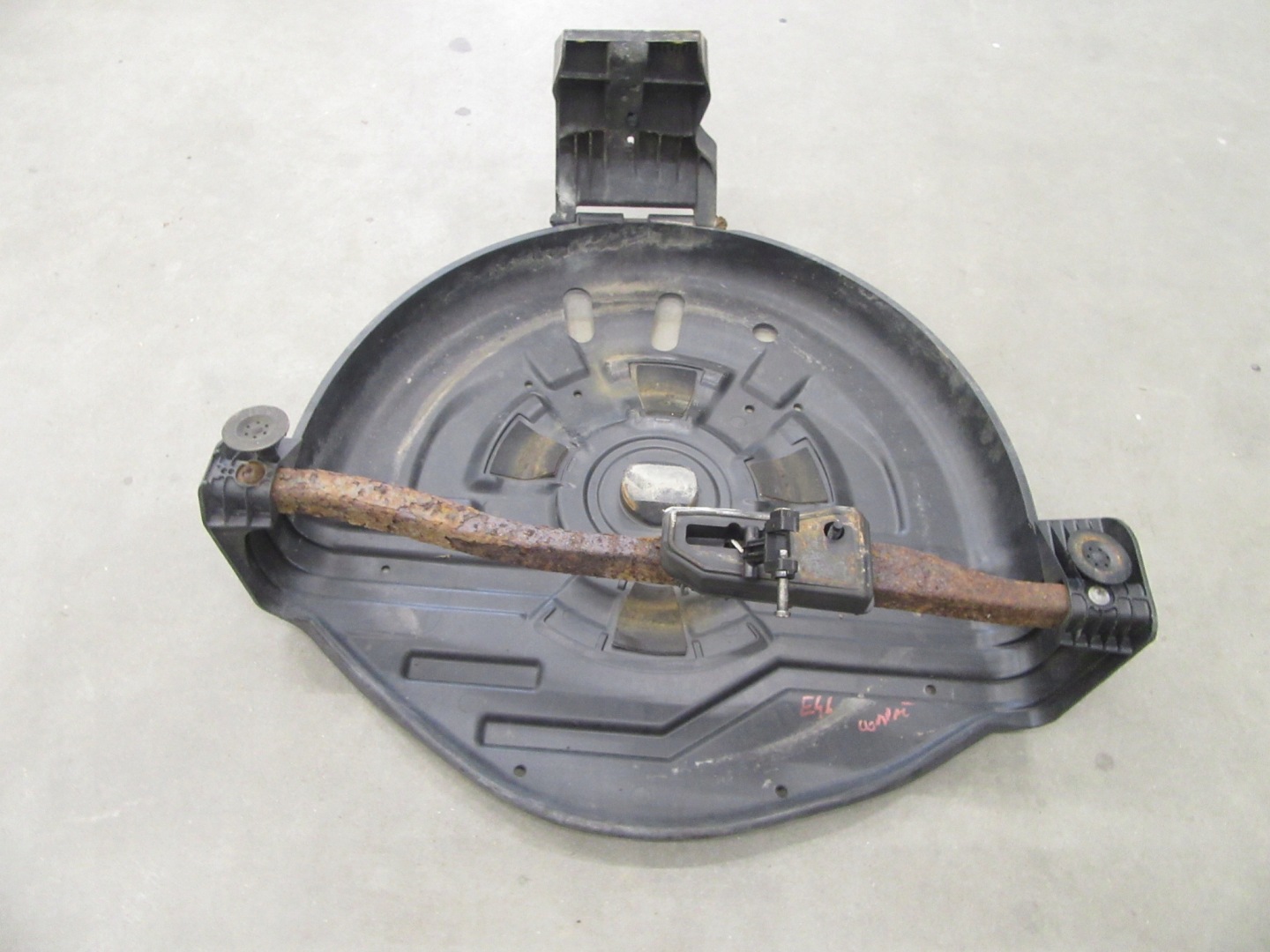 Support plaque Roues de la roue de secours BMW e46 COMPACT