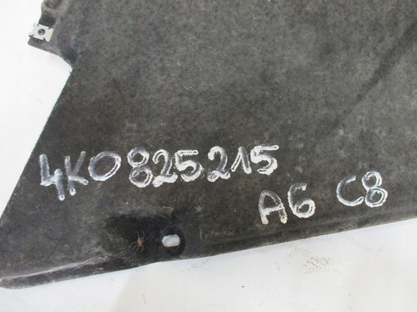 cover chassis AUDI A6 4K0 4K0825215