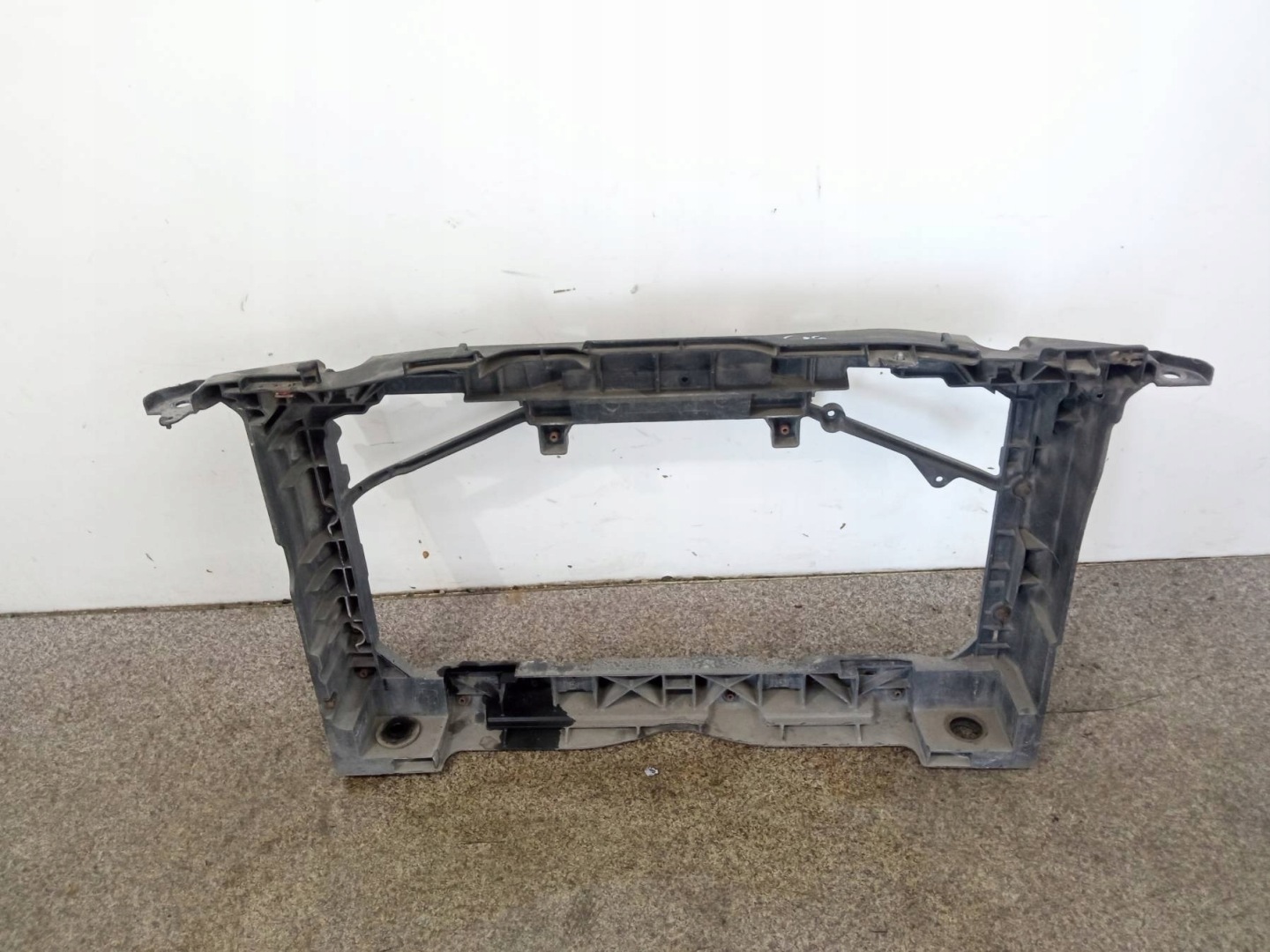 support panel for radiators 2.0B 147KM Mazda 6 II (2007-2013)