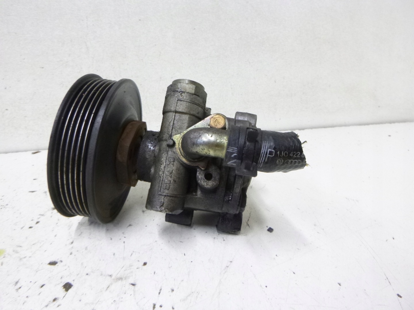 POMPA SERVOSTERZO VW GOLF IV 1.4 1999R. 1J0422154B