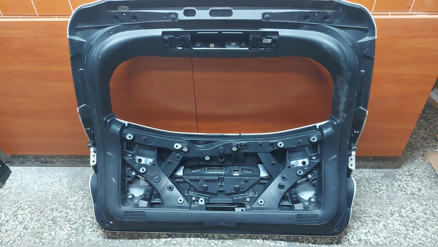 trunk door boot rear part rear TOYOTA COROLLA E21 19