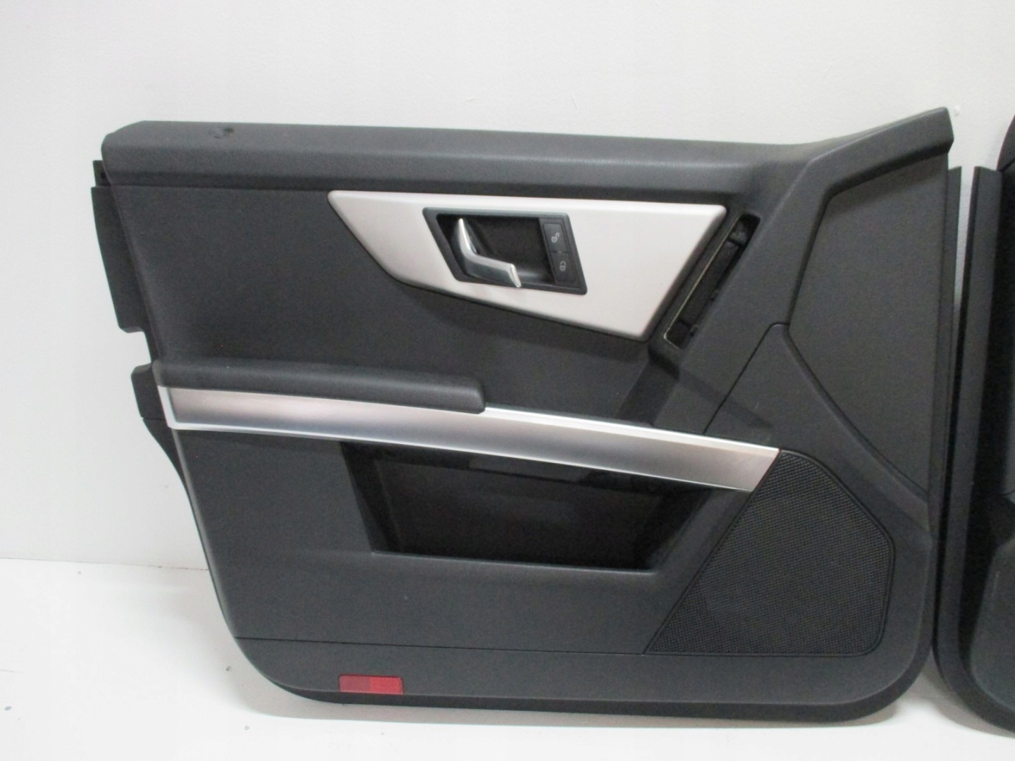 upholstery upholstery door Mercedes GLK 12r