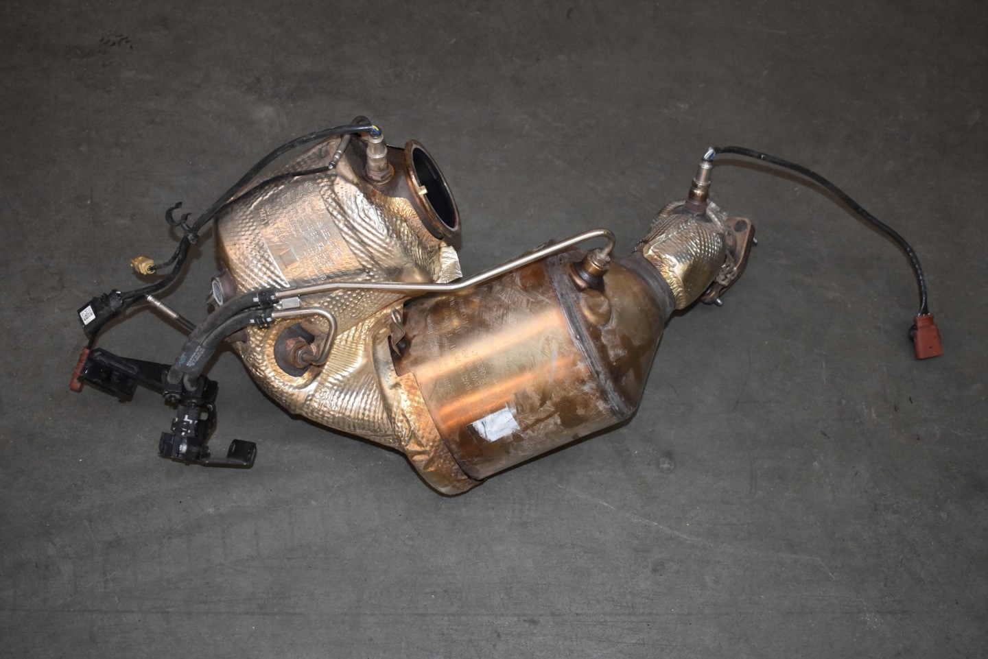 IDEALNY catalyst filter DPF AUDI Q7 Q8 TOUAREG III 1
