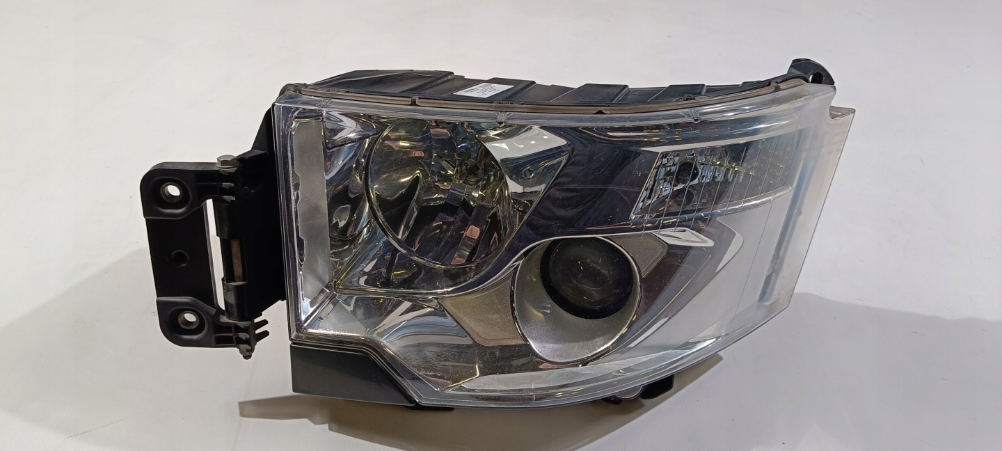 light front front left Renault Gama T C