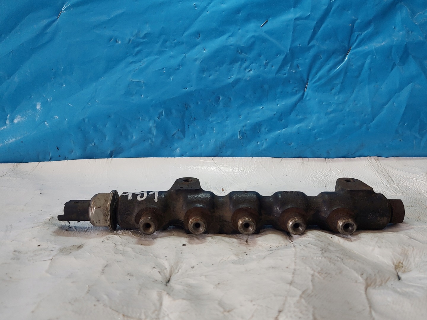 Rampe injection CITROEN C3 1.4 HDI 9642503380