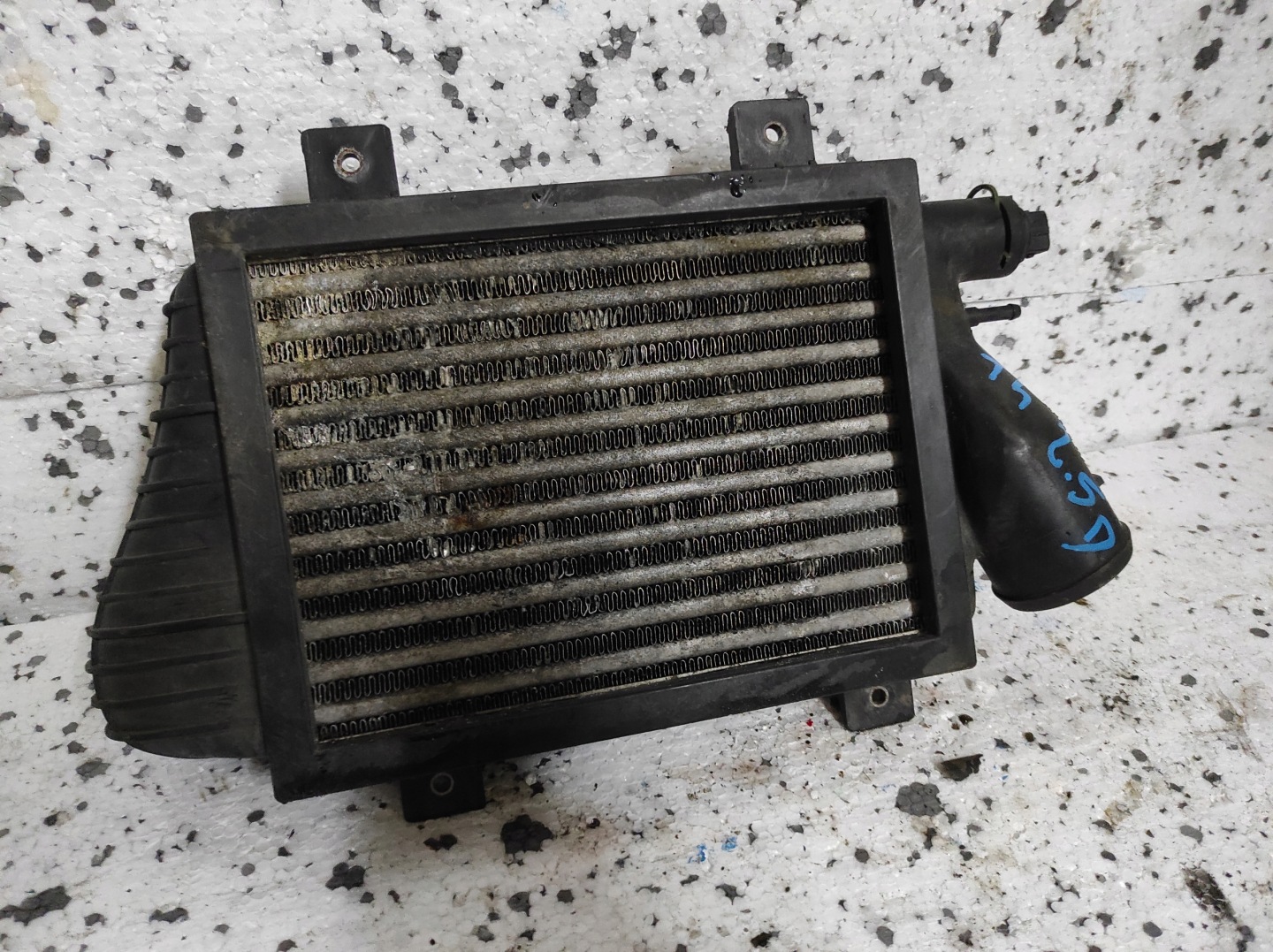 radiator intercooler VW TRANSPORTER T4 701145805A