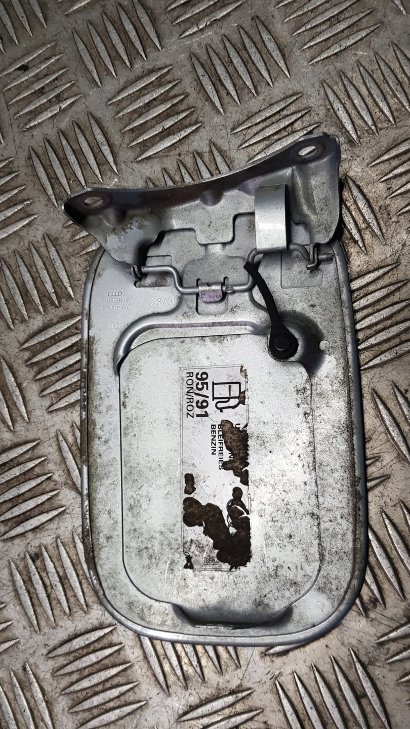 AUDI A3 8L Tankklappe des Kraftstoffsbehälters