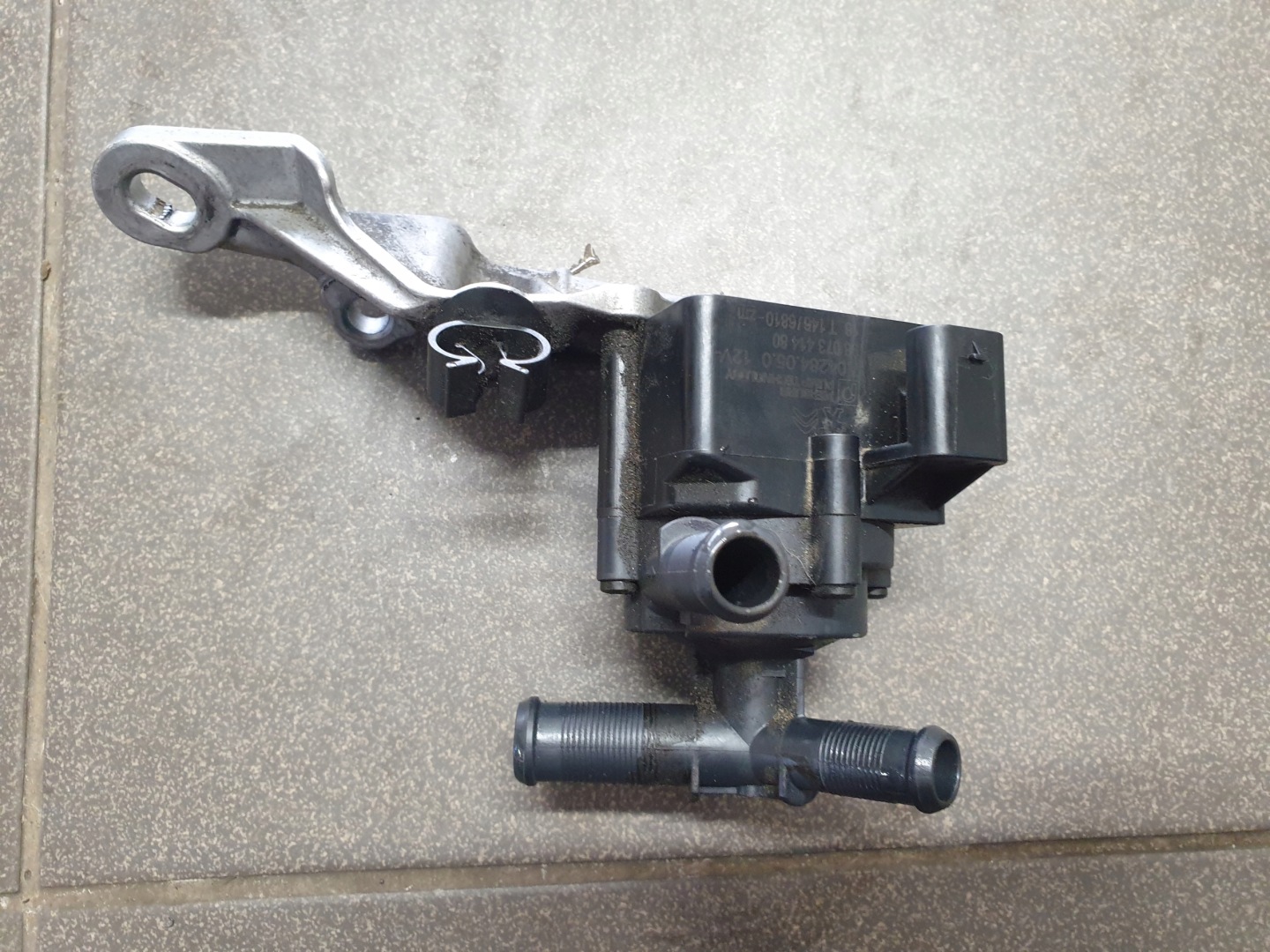 pumpa vode pumpa CITROEN PEUGEOT 1.2 THP 9807341480
