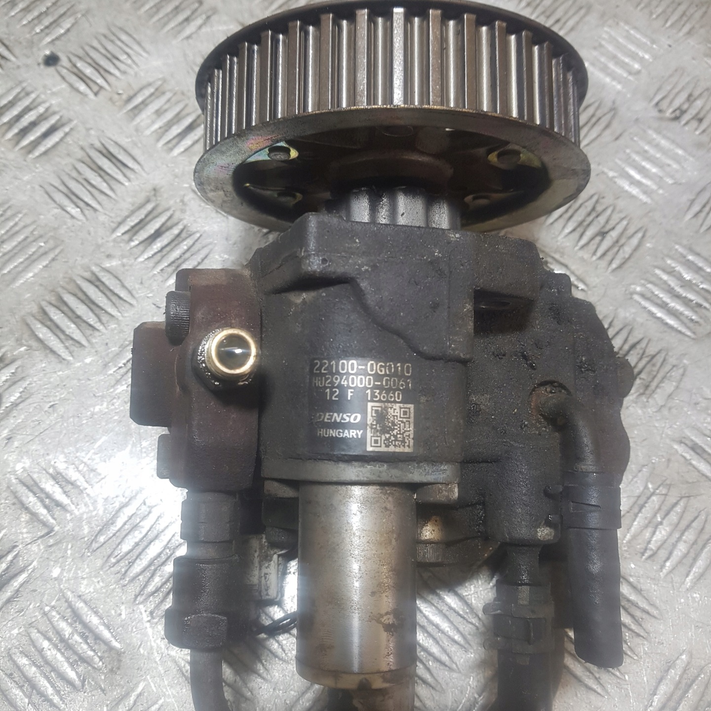 Einspritzpumpe TOYOTA AVENSIS 2 22100-0G010