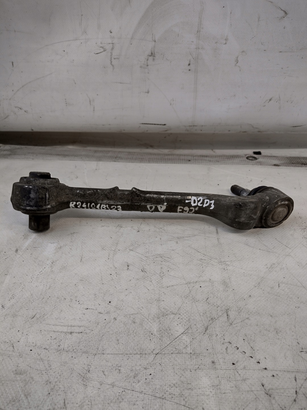 Querlenker rechts vorne BMW E92 2,5B