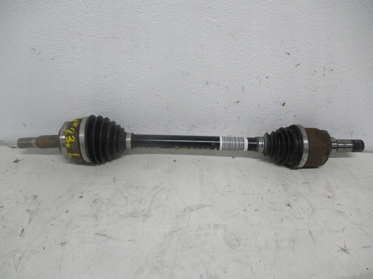 semi-axis left PEUGEOT 3008 II 9837649980