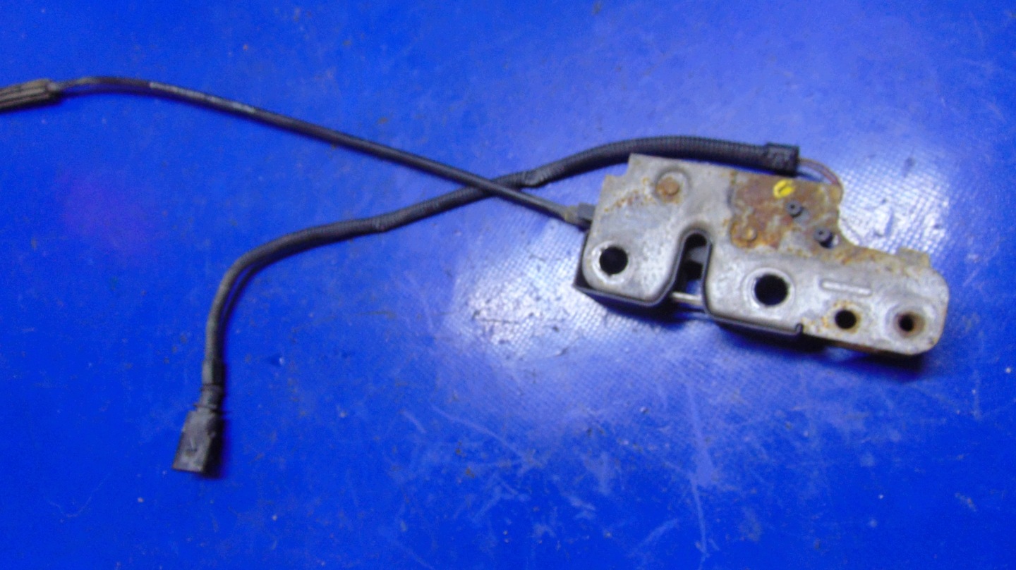 bonnet latch lock VW GOLF V HB 03-10 ROK