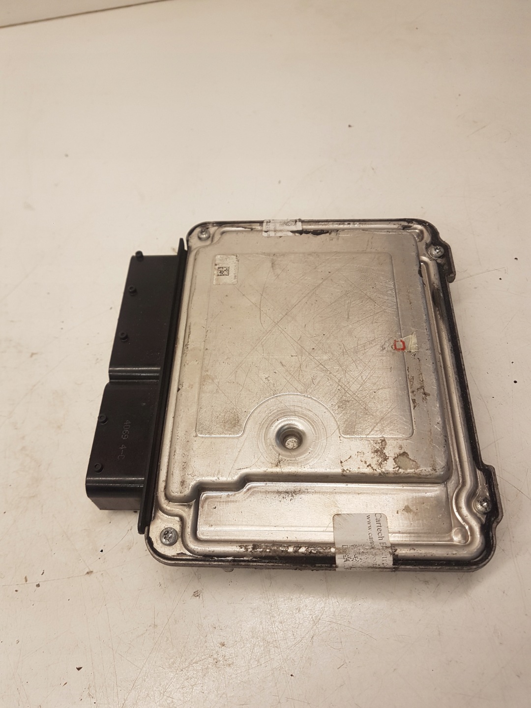 computer control unit of the engine AUDI VW 1.9 03G906056PM