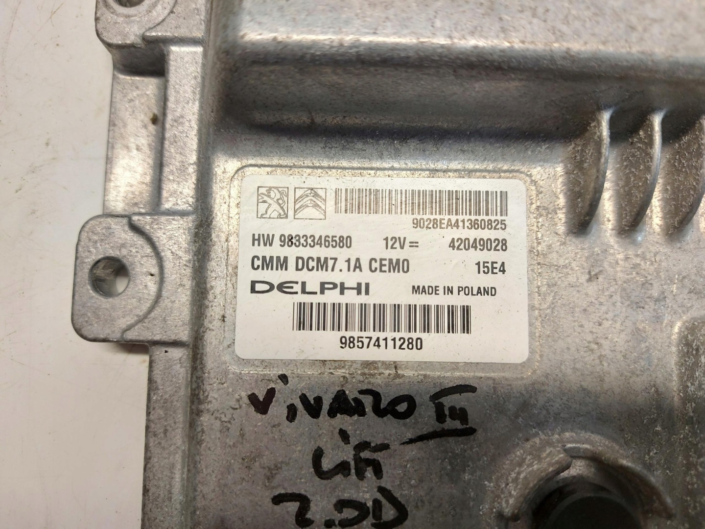 PSA Vivaro Jumpy Expert Proace 2024r modul Bedienteil 9833346580