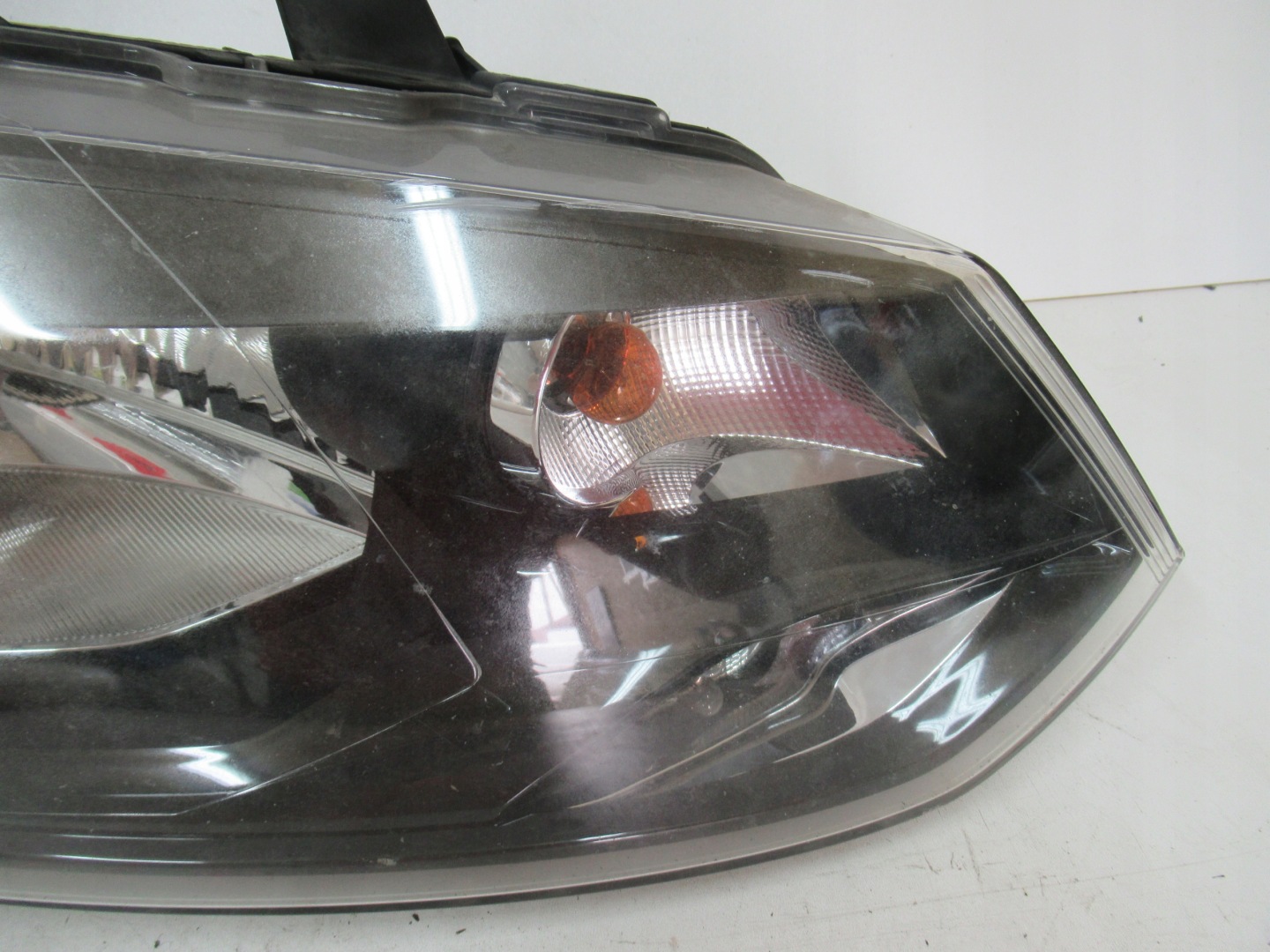 Reflektor light right VW POLO 6R1941016E 09