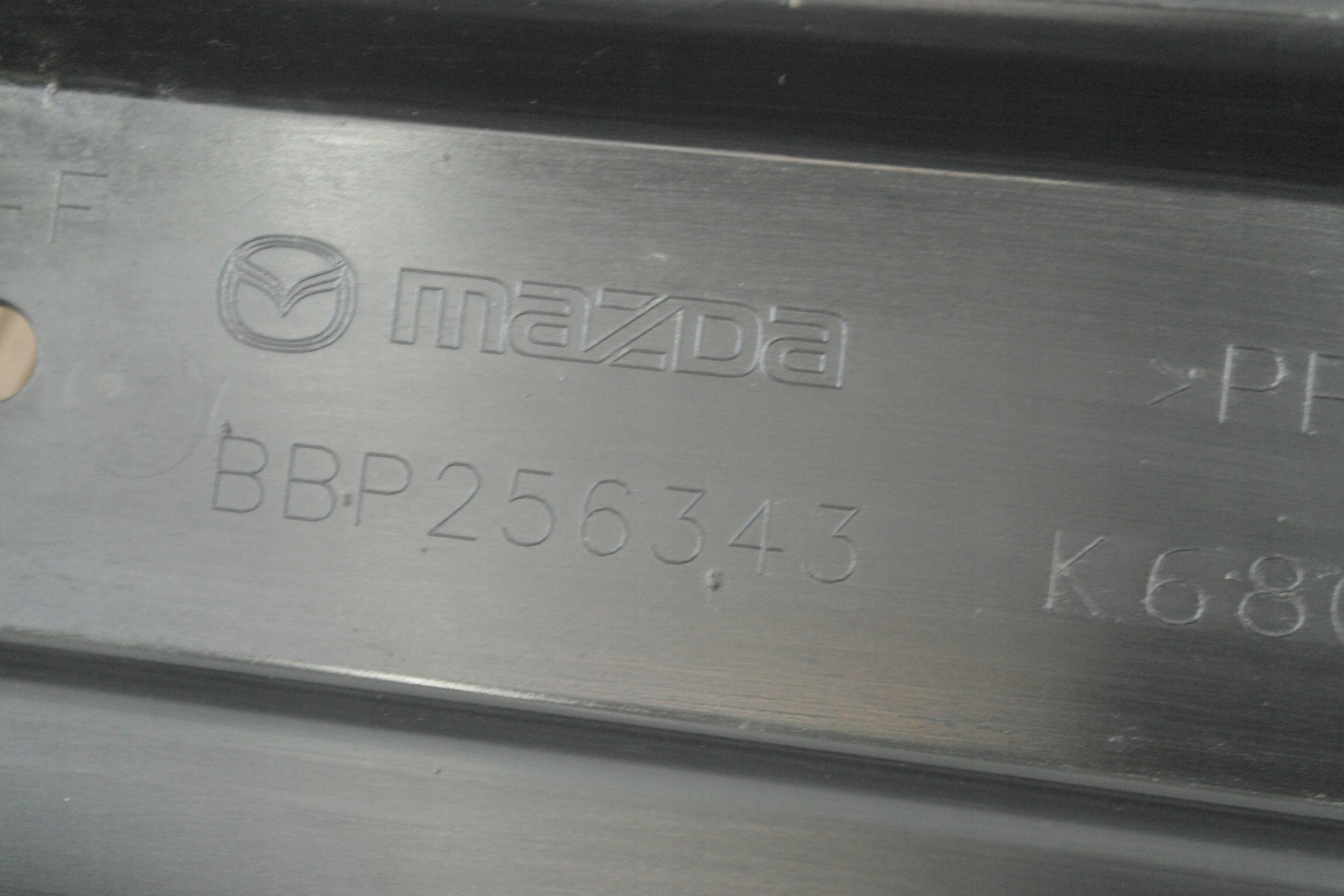 MAZDA 3 BL 09-13 HB Blende Abdeckung Unterfahrschutz rechts abdeckung BBP256343 OE