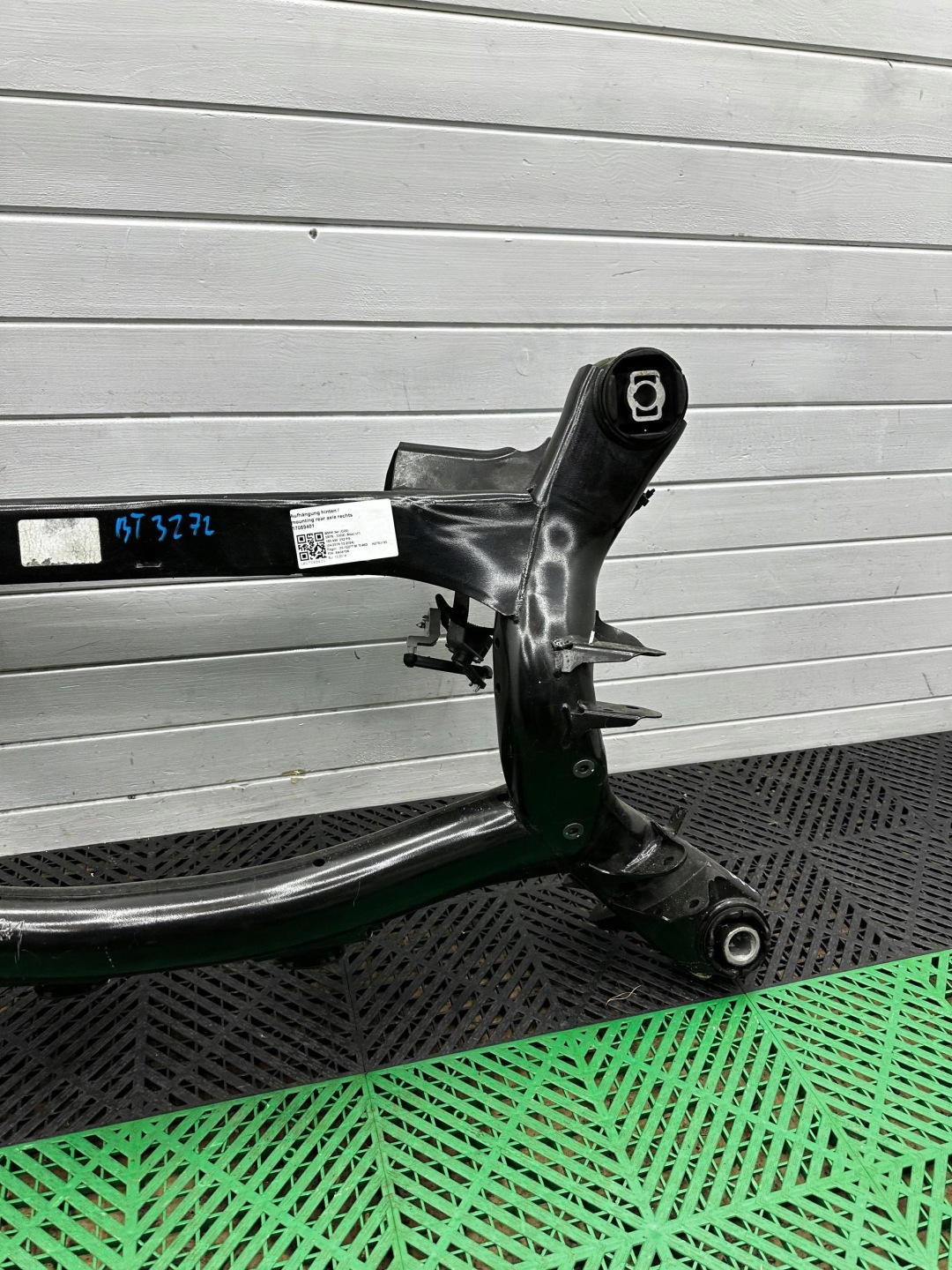 axle beam rear. BMW 3 G20 G21 6877393