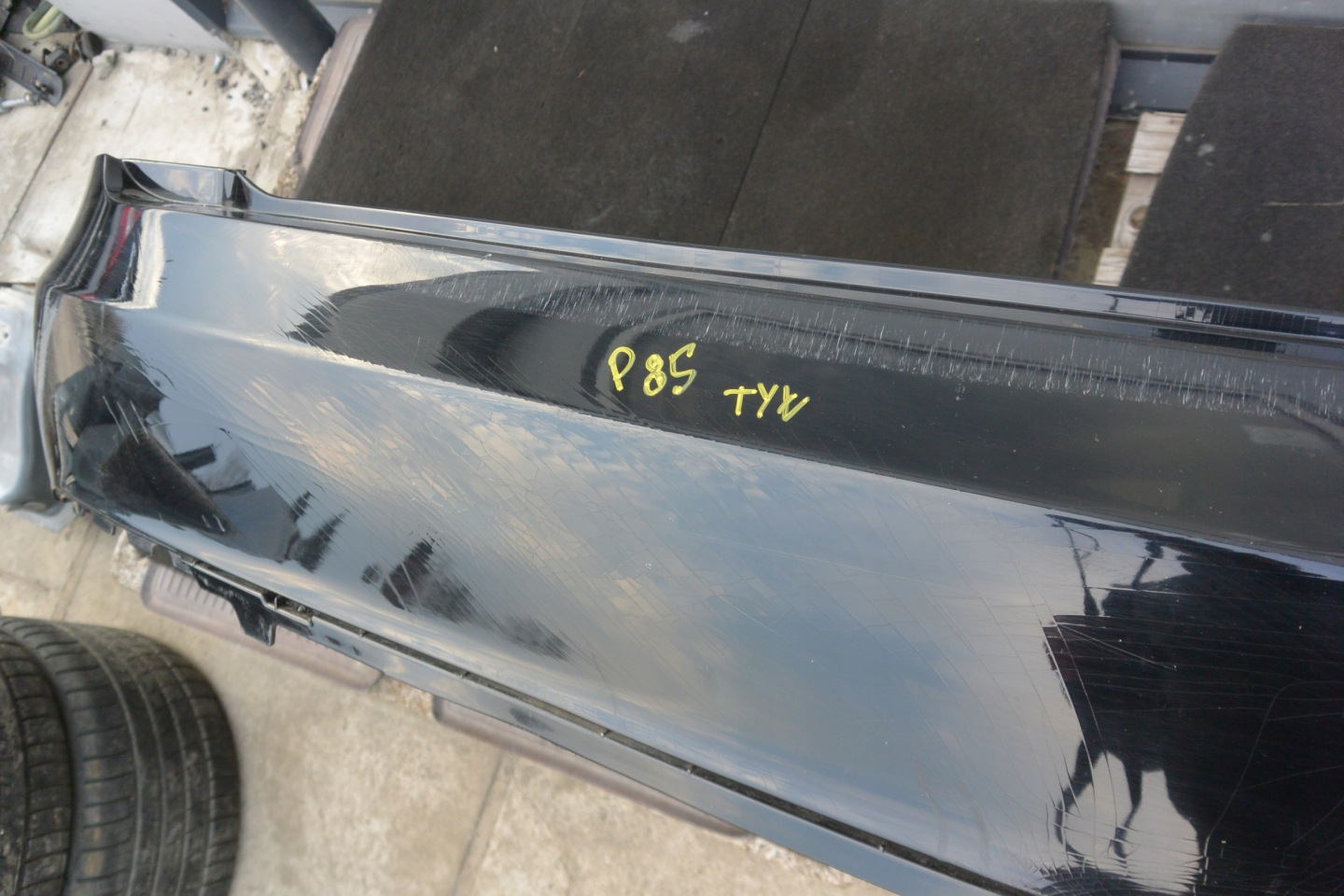 TESLA MODEL S bumper rear part without PDC before lift
