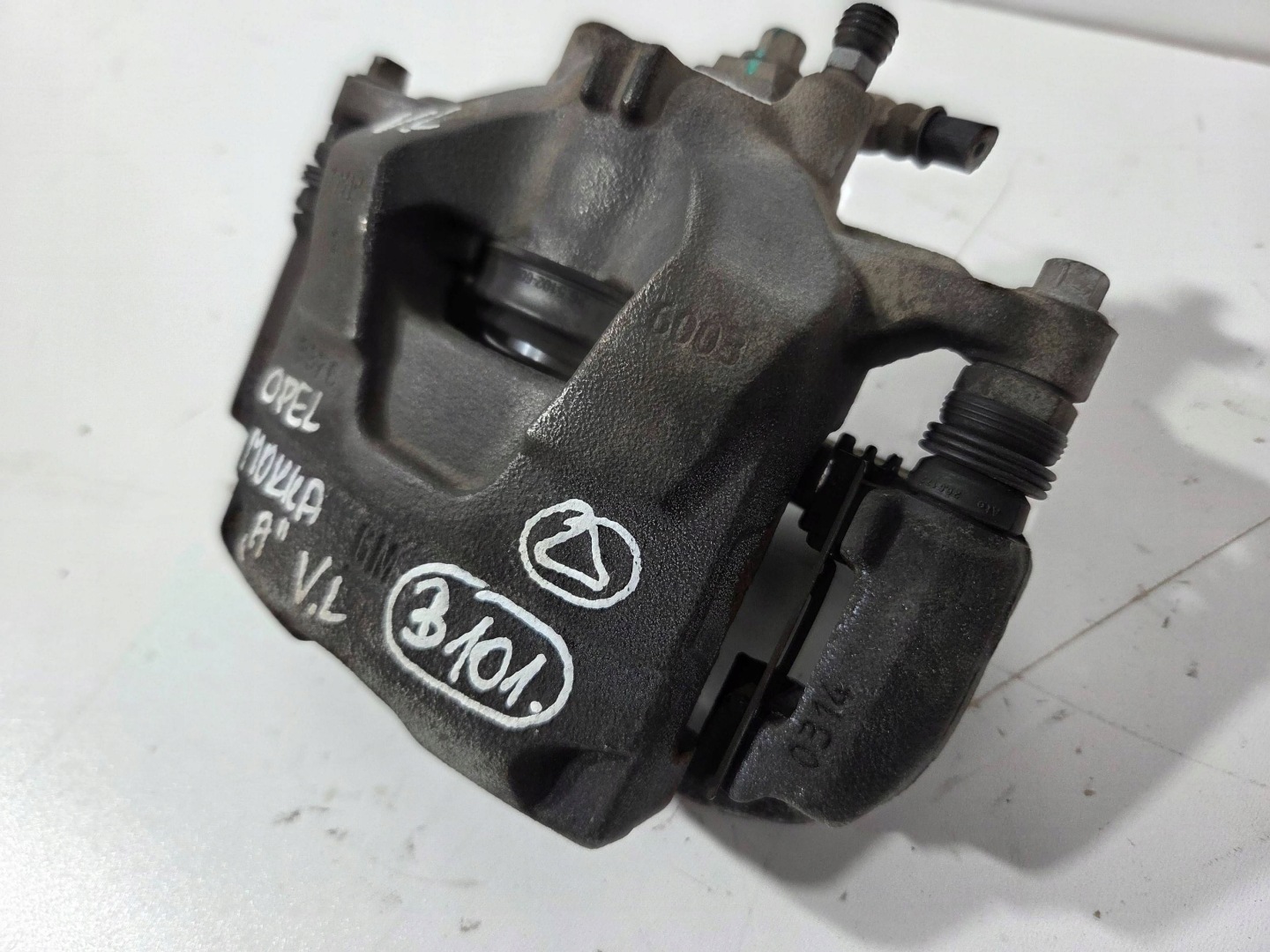 Opel Mokka A caliper brake front left 3376 (B101)