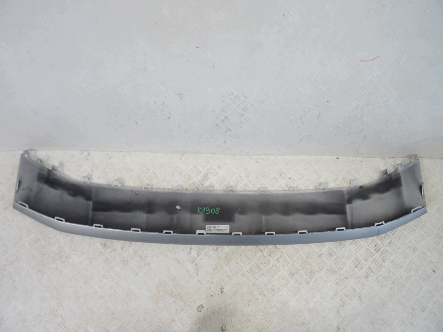 accessories of a bumper front front AUDI Q4 E-TRON 89A807733A