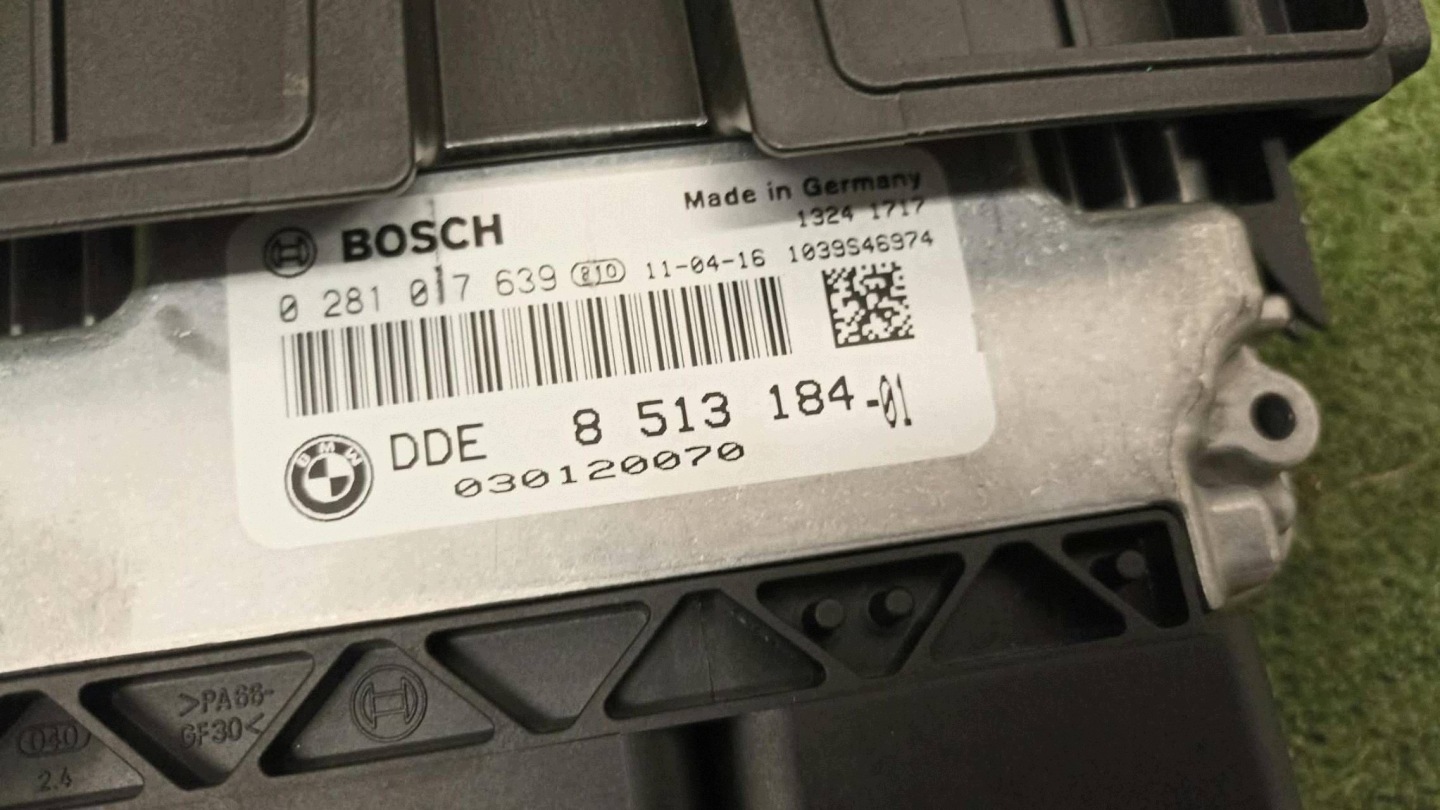 BMW X3 F25 control unit computer of the engine 8513184