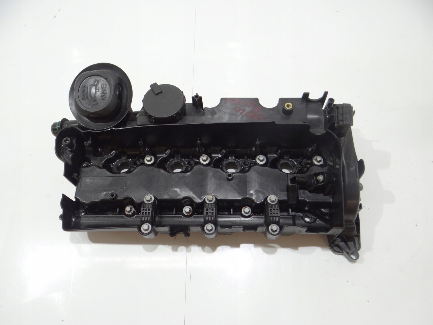 Abdeckung der Ventile BMW E60 E90 LCI N47D20A 7797613 (17229379)