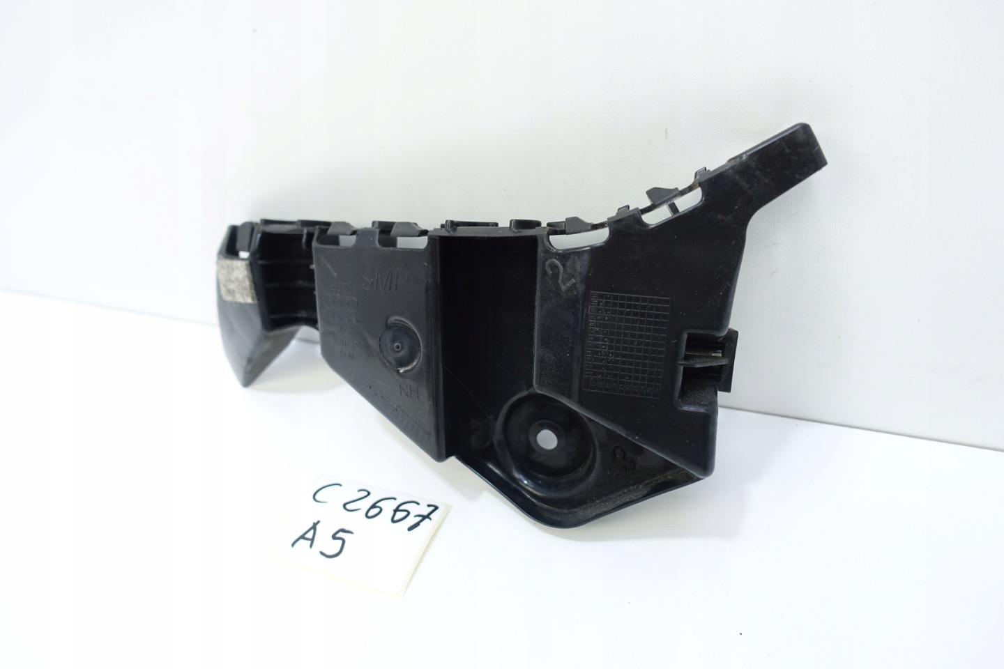 bumper bracket right rear part AUDI A1 II 82A 82A807394