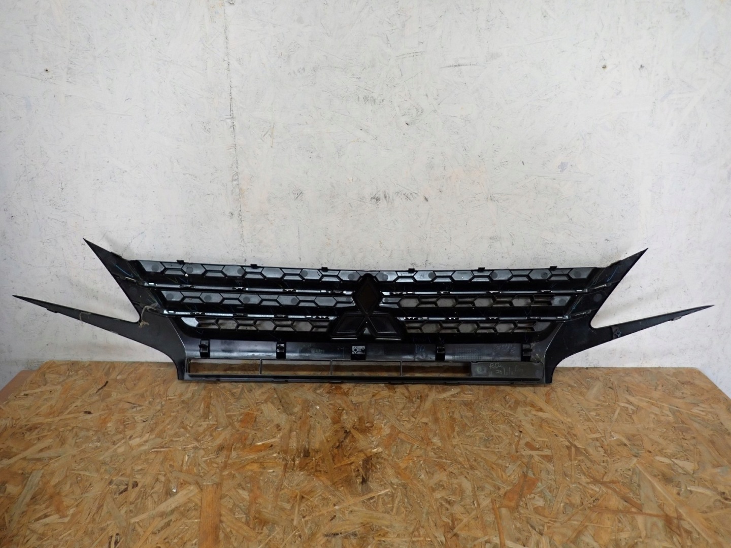 GRILLE MITSUBISHI SPACE STAR 2 II LIFT 2019