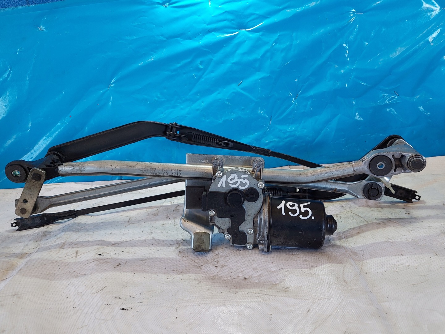 wiper mechanism BMW 1 E87 7157789 front
