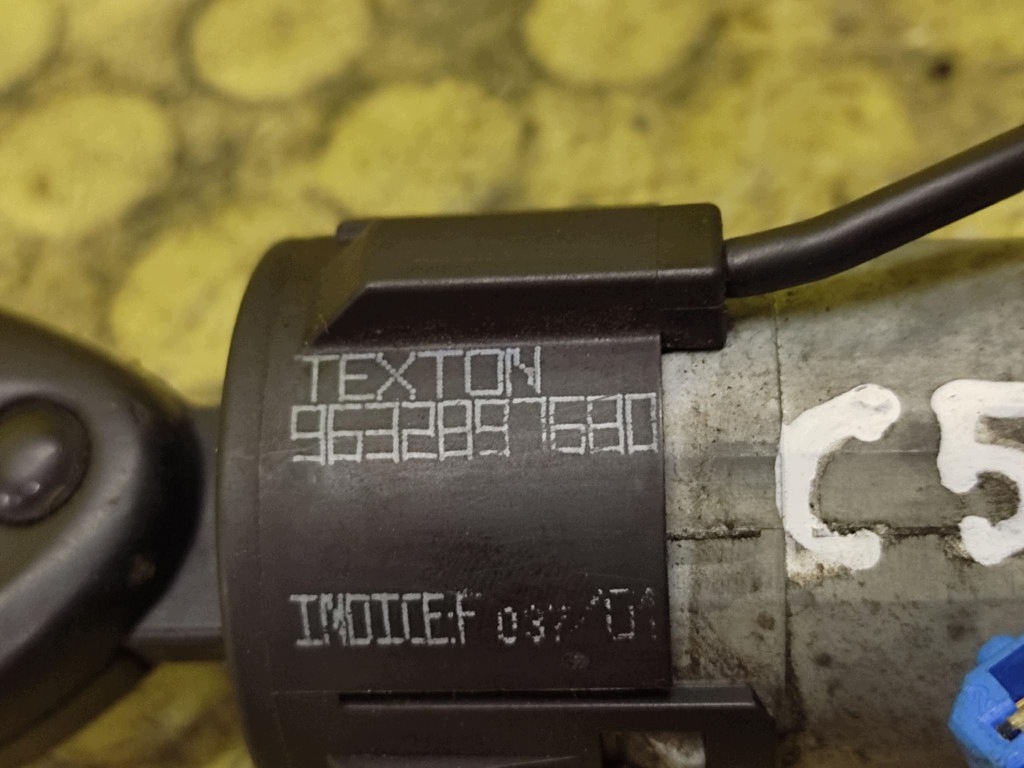 CITROEN C5 ignition key 9632897680