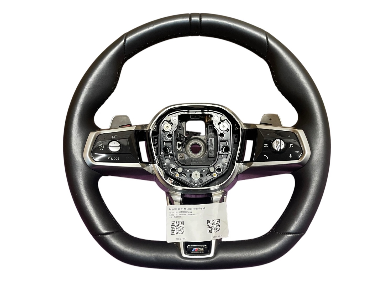 volant M PERFORMANCE avec la direction BMW 7 i7 G70 original