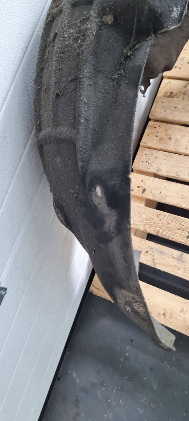 Q5 8R LIFT mudguard MATERIAL left left rear part MATERIAL 8R0810171C