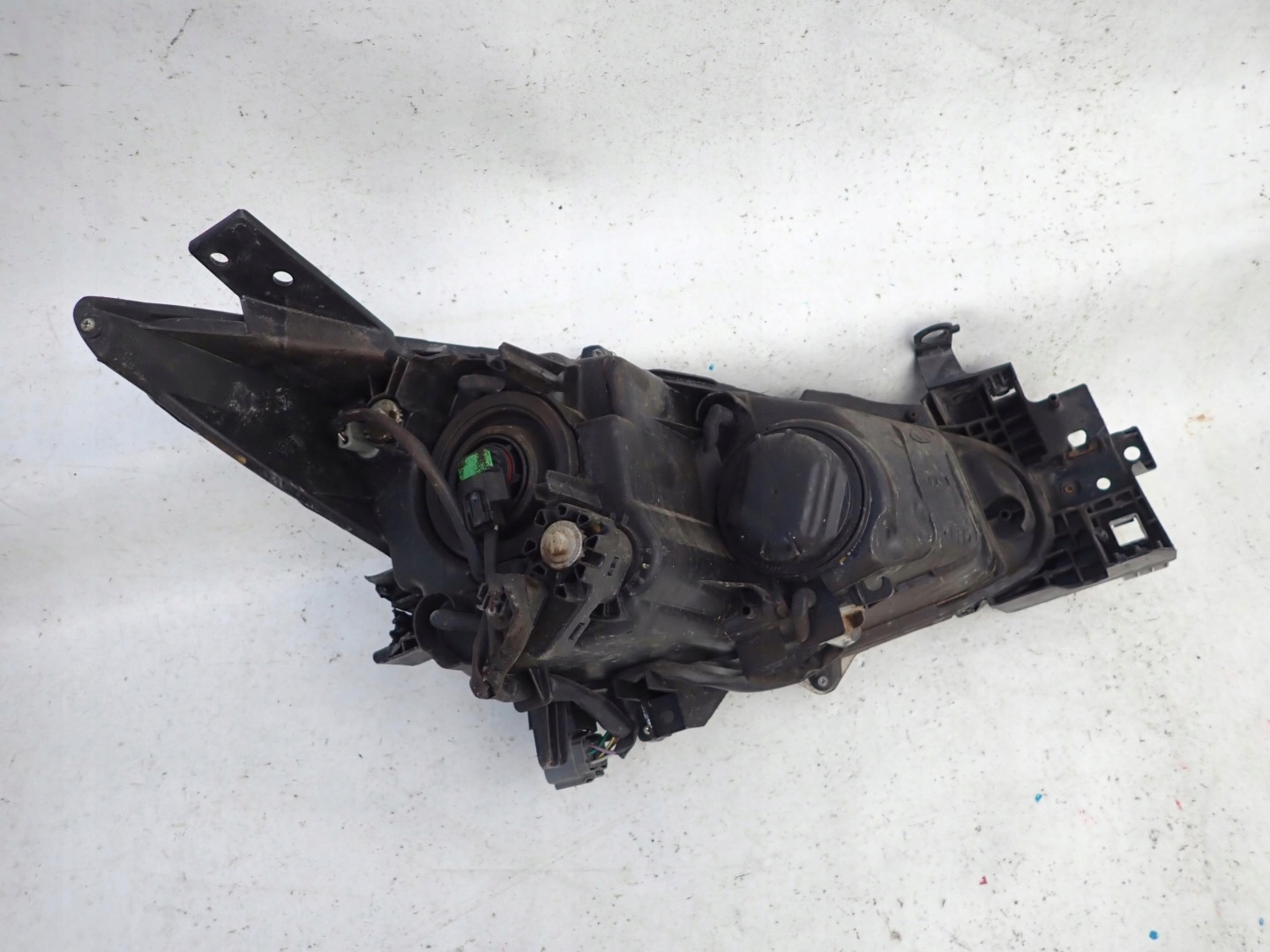 MAZDA 3 III 13- light front front left