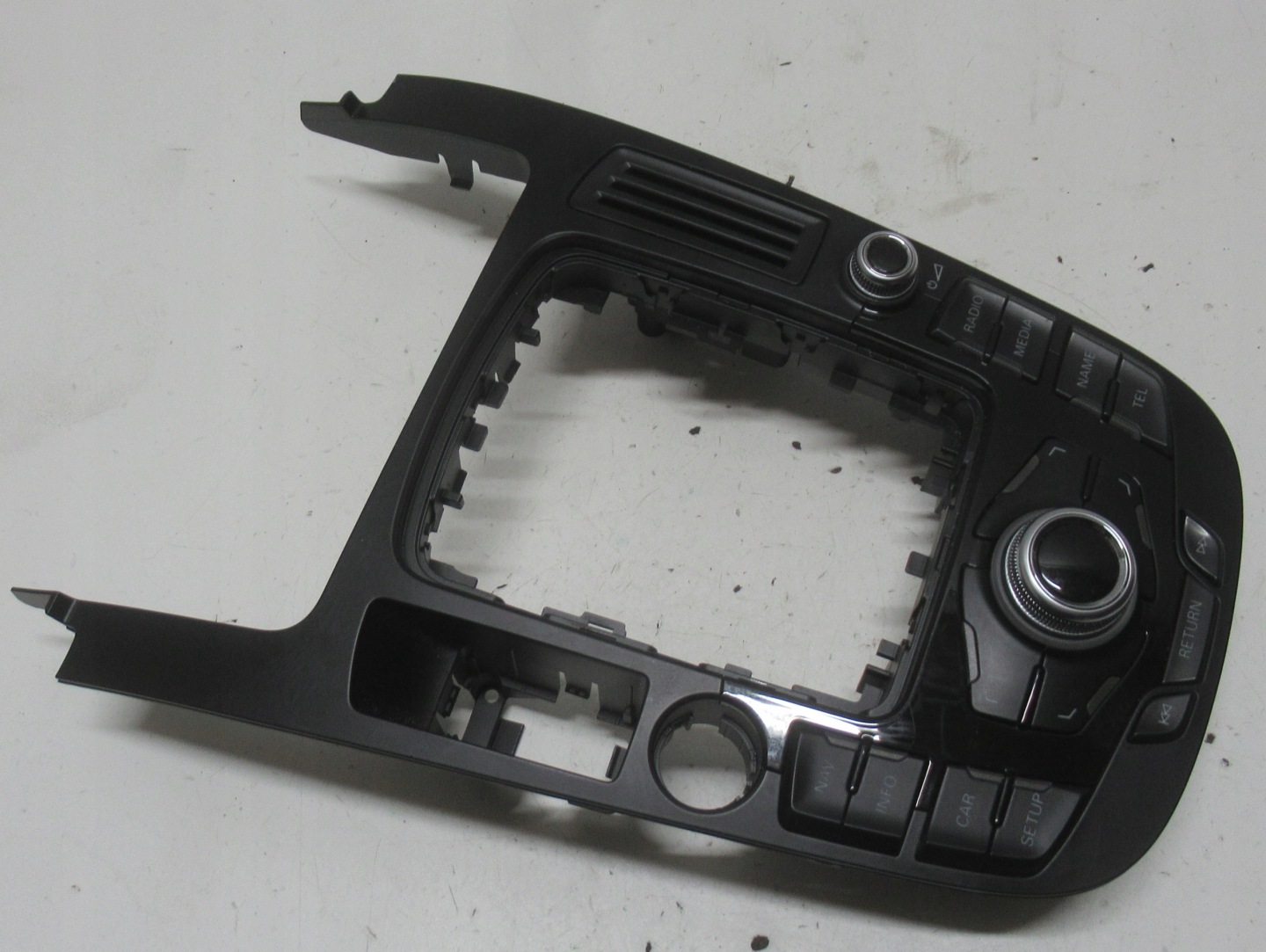 AUDI A4 B8 KOMBI 14R control panel MMI 8T0919611A
