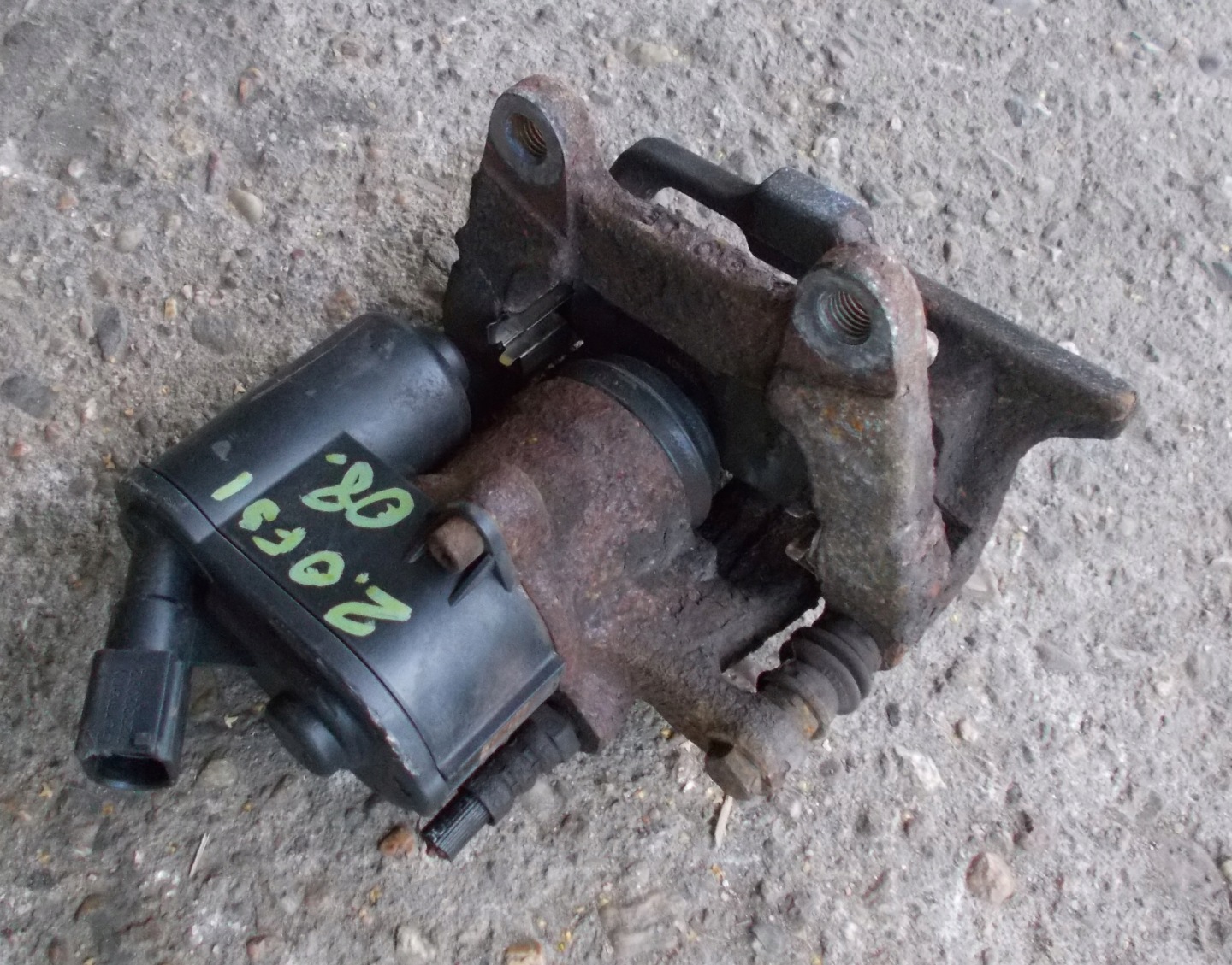AUDI A6 C6 2.0 TFSI 08R caliper brake left rear part
