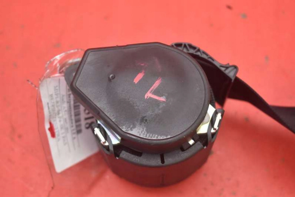 sicherheitsgurt links heck 8K0857805K AUDI A5 8T 07-11
