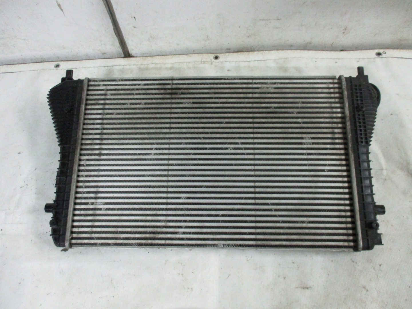 KÜHLER INTERCOOLER 1K0145803L VW SKODA 1,9 TDI