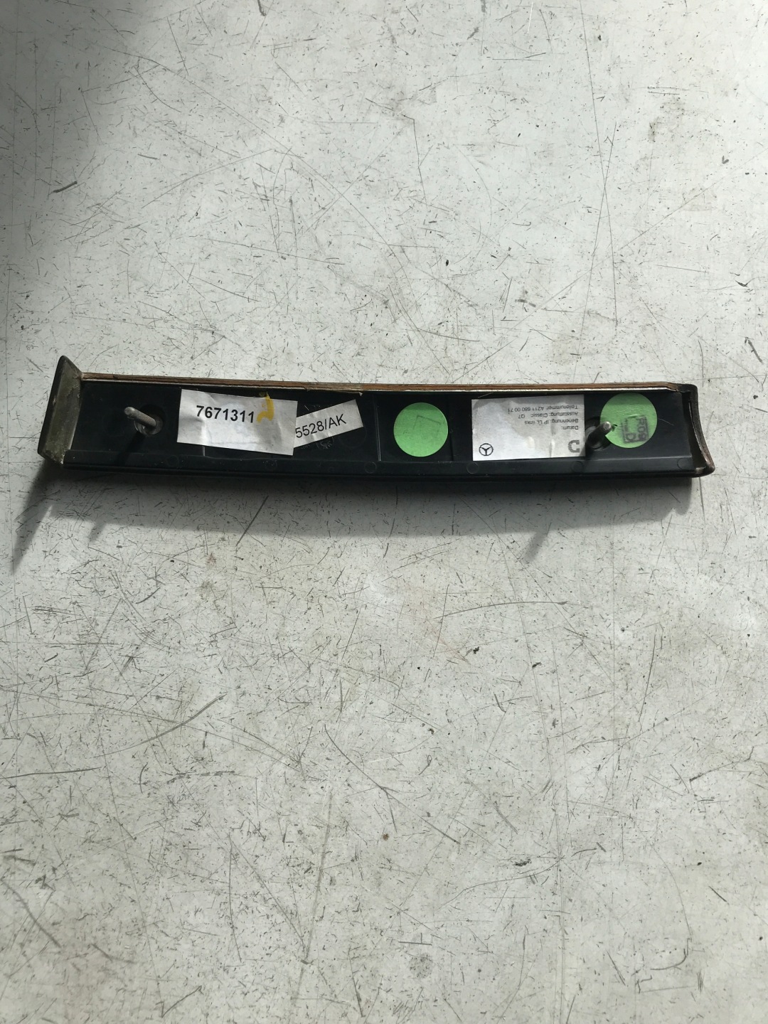 lišta DEKOR MERCEDES W211 A2116800071