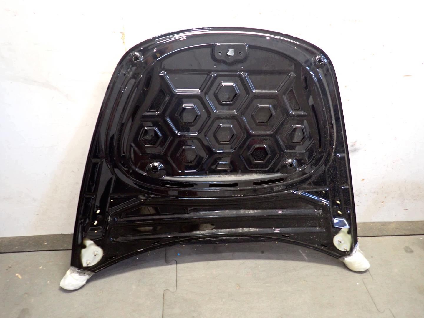Capot TESLA 3 2017