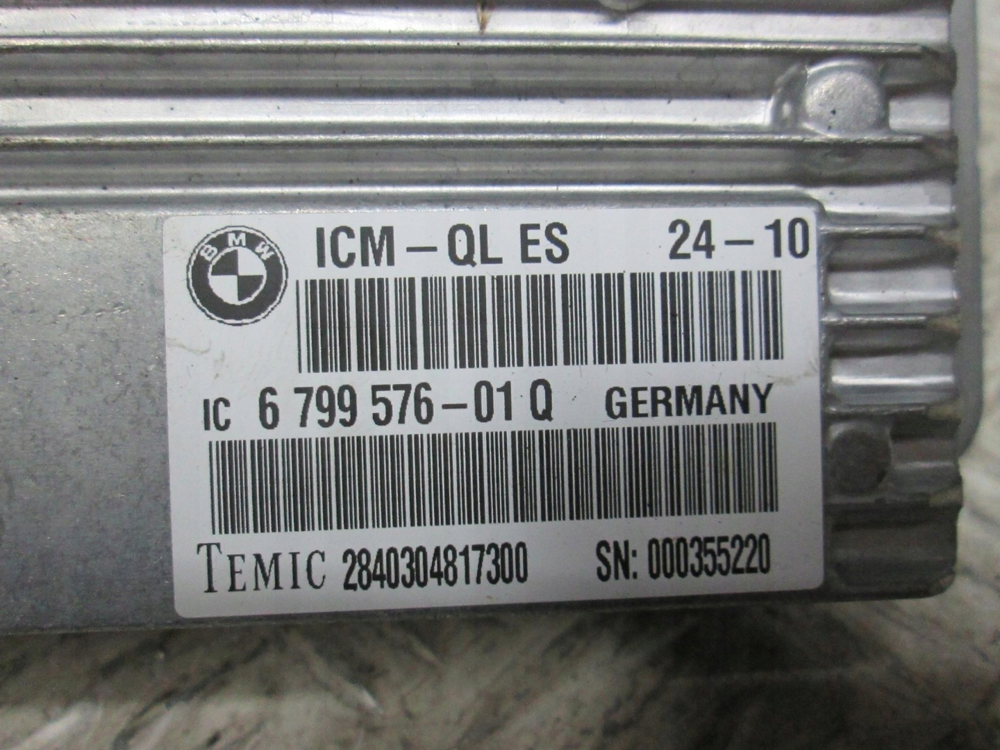 BMW F10 F11 module ICM control unit 6799576