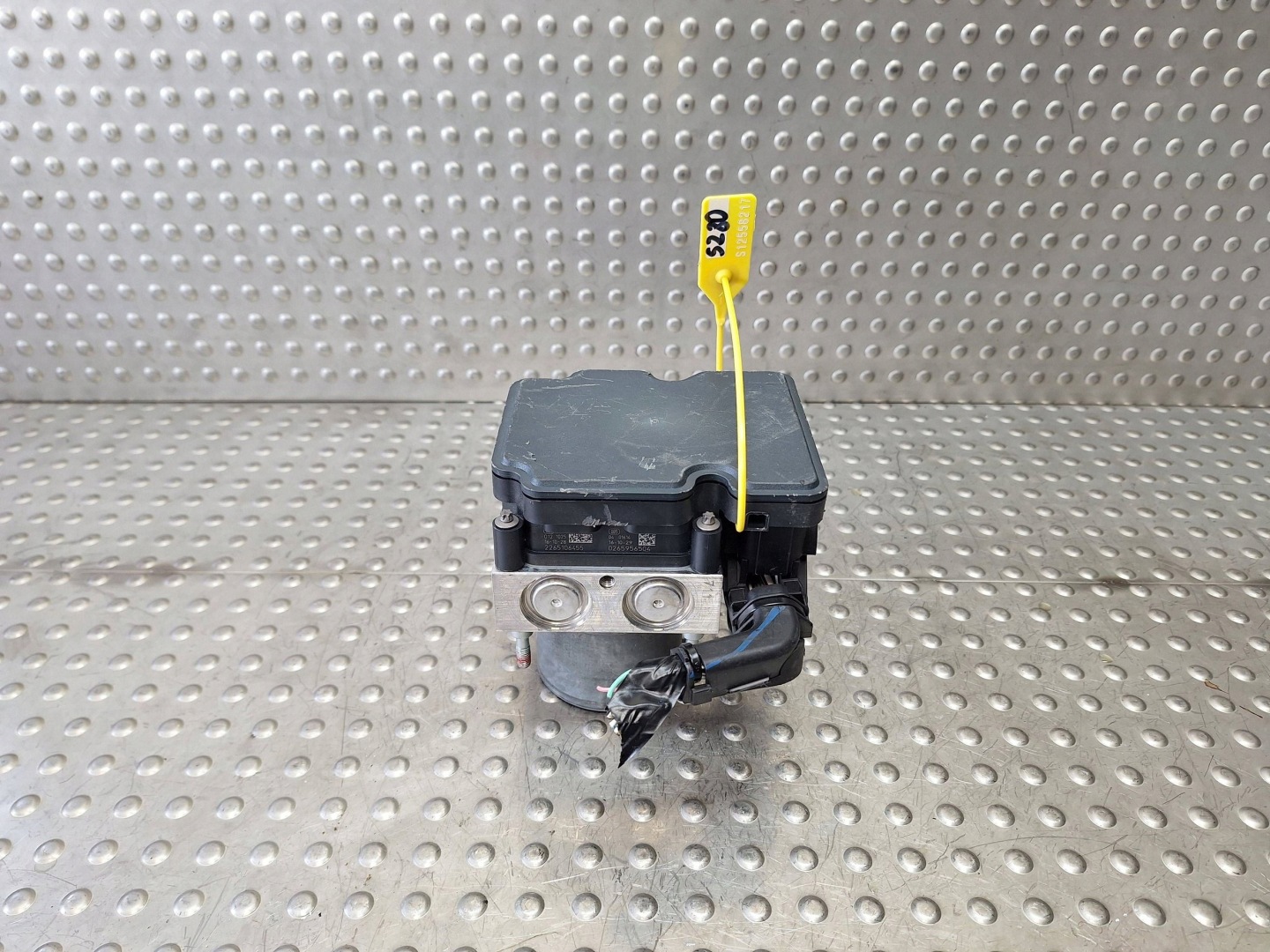 pump control unit ABS 0265956504 44540-02570 TOYOTA COROLLA E16 LIFT 1.6 B